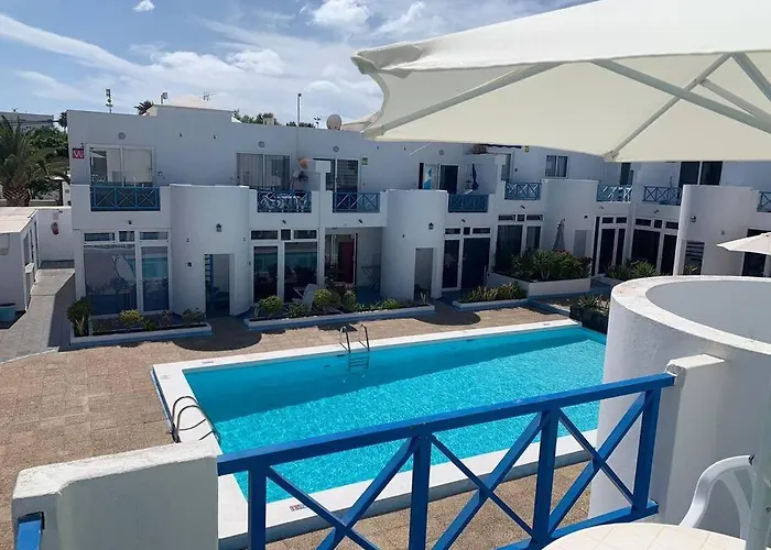 32 Puerto Del Carmen Beach